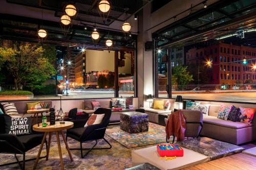 Imagen general del Hotel Moxy Chicago Downtown. Foto 9