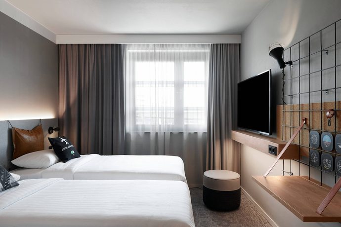 Imagen de la habitación del Hotel Moxy Cologne Bonn Airport. Foto 6
