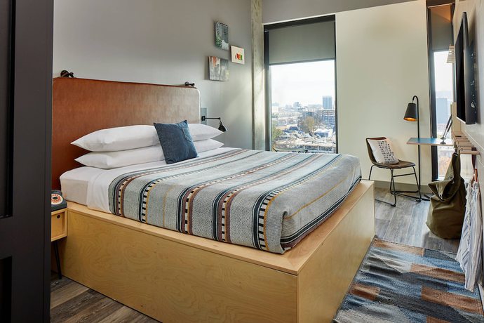 Imagen de la habitación del Hotel Moxy Columbus Short North. Foto 13