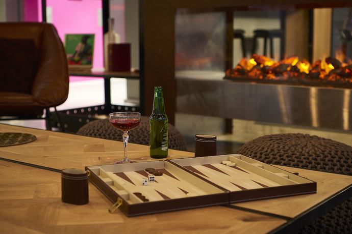 Imagen del bar/restaurante del Hotel Moxy Dublin City. Foto 8