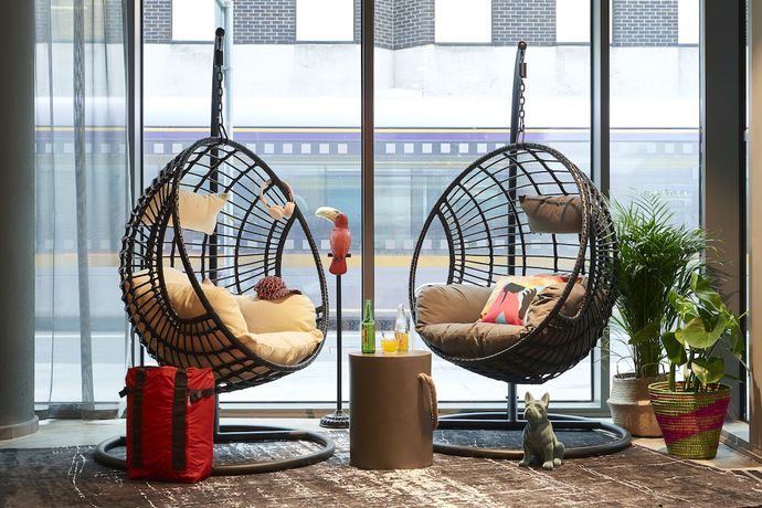 Imagen de los interiores del Hotel Moxy Dublin City. Foto 20