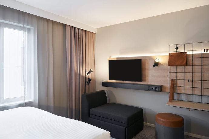 Imagen de la habitación del Hotel Moxy Edinburgh. Foto 14