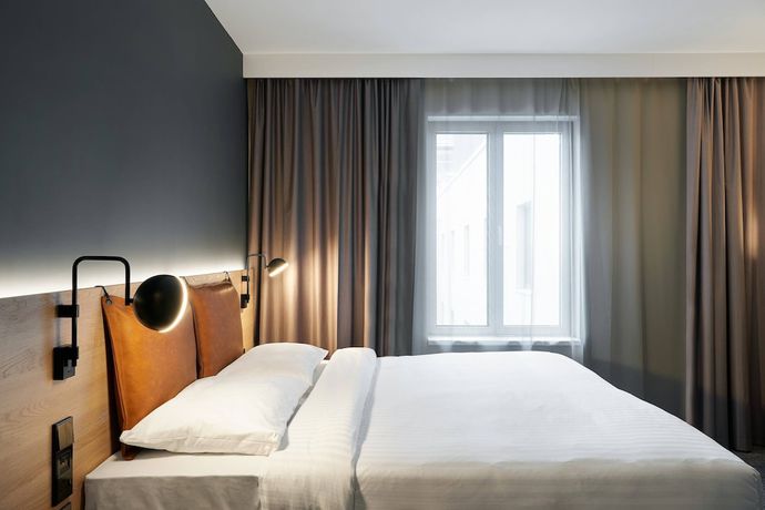 Imagen de la habitación del Hotel Moxy Edinburgh. Foto 15