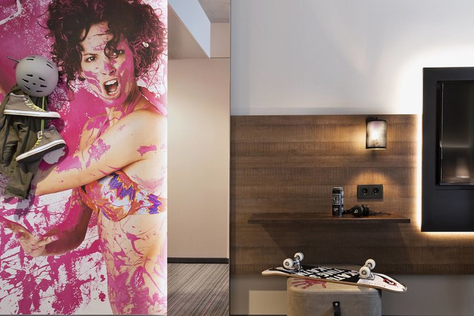 Imagen de la habitación del Hotel Moxy Frankfurt East. Foto 6