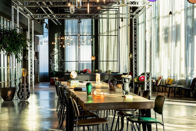 Imagen de los interiores del Hotel Moxy Glasgow SEC. Foto 14