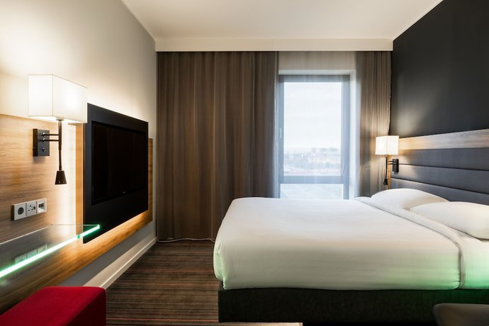 Imagen de la habitación del Hotel Moxy Glasgow SEC. Foto 6