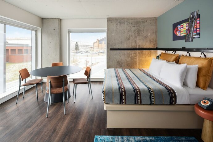 Imagen de la habitación del Hotel Moxy Halifax Downtown. Foto 11