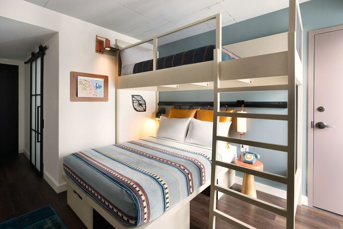 Imagen de la habitación del Hotel Moxy Halifax Downtown. Foto 18