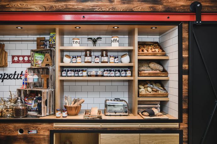 Imagen del bar/restaurante del Hotel Moxy Katowice Airport. Foto 5