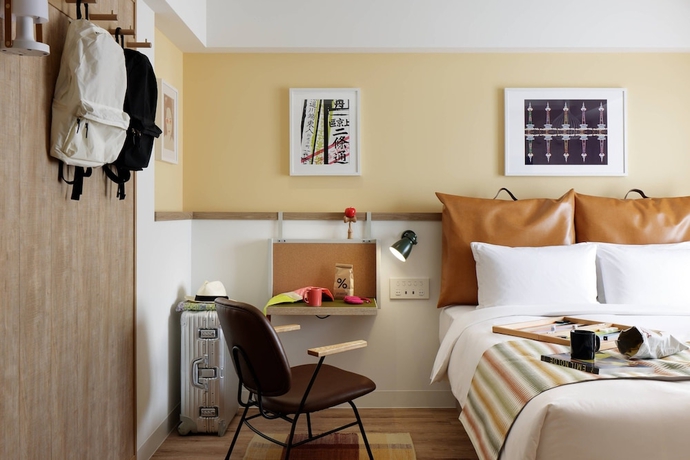 Imagen de la habitación del Hotel Moxy Kyoto. Foto 14