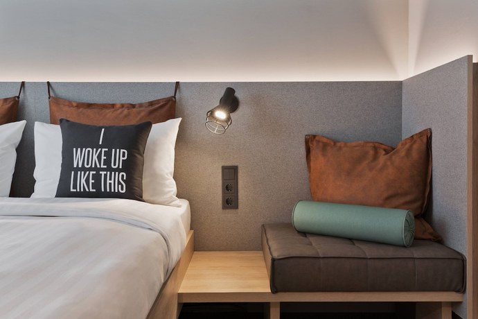 Imagen de la habitación del Hotel Moxy Lausanne City. Foto 4