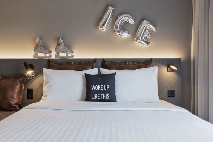 Imagen de la habitación del Hotel Moxy Lausanne City. Foto 7