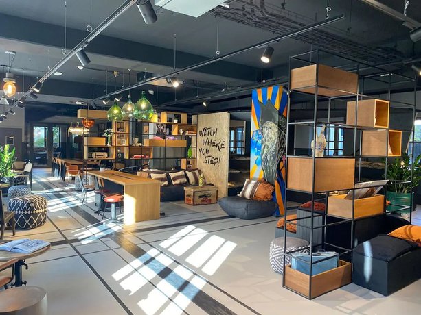 Imagen de los interiores del Hotel Moxy Lille City. Foto 19