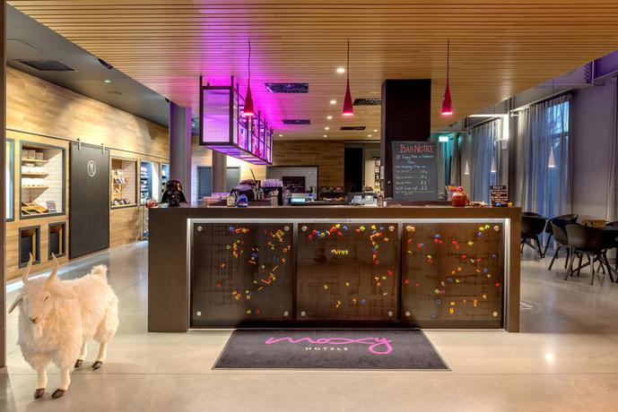 Imagen general del Hotel Moxy London Excel. Foto 7