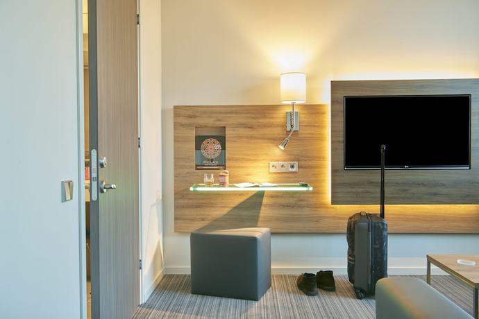Imagen de la habitación del Hotel Moxy London Heathrow Airport. Foto 11