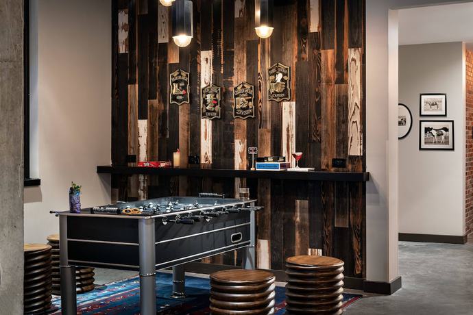 Imagen de los interiores del Hotel Moxy Louisville Downtown. Foto 17