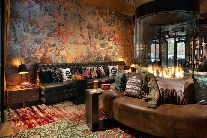 Imagen de los interiores del Hotel Moxy Louisville Downtown. Foto 20