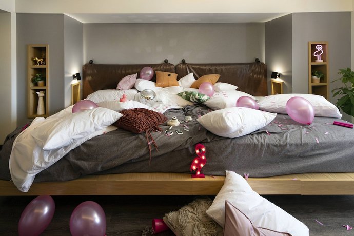 Imagen de la habitación del Hotel Moxy Memphis Downtown. Foto 14