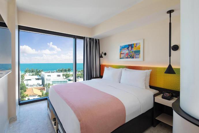 Imagen de la habitación del Hotel Moxy Miami South Beach. Foto 5