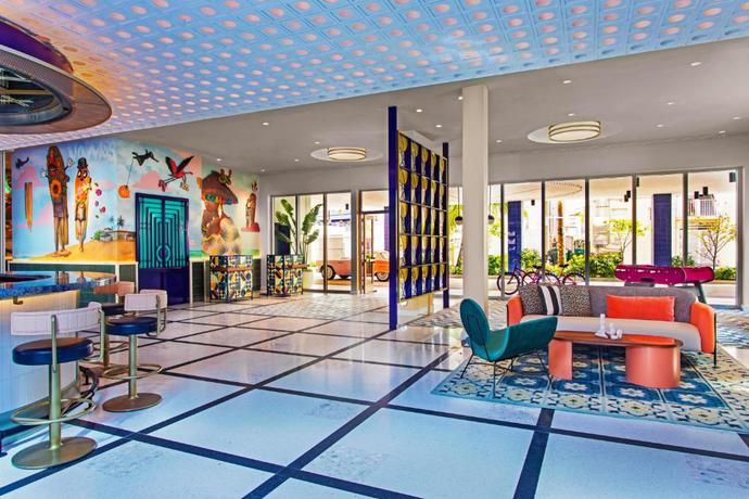 Imagen de los interiores del Hotel Moxy Miami South Beach. Foto 11