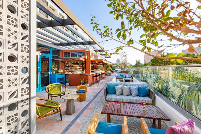 Imagen de los exteriores del Hotel Moxy Miami South Beach. Foto 9