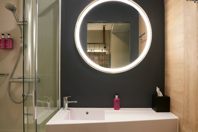 Imagen de la habitación del Hotel Moxy Milton Keynes. Foto 3