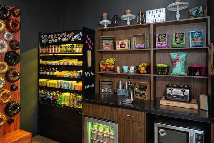 Imagen de los interiores del Hotel Moxy Minneapolis Downtown. Foto 16