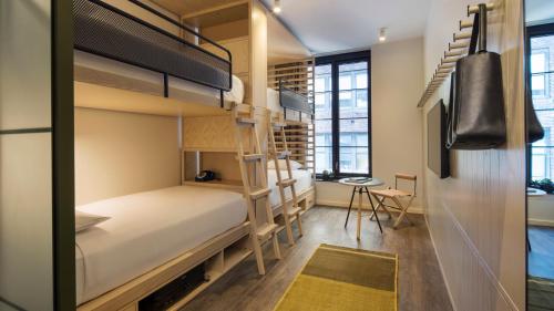 Imagen de la habitación del Hotel Moxy NYC Chelsea. Foto 9