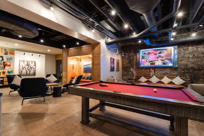 Imagen de los interiores del Hotel Moxy Nashville Downtown. Foto 13