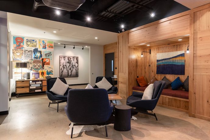 Imagen de los interiores del Hotel Moxy Nashville Downtown. Foto 18