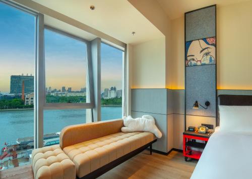 Imagen general del Hotel Moxy Ningbo Old Bund. Foto 5