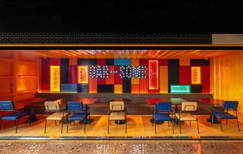 Imagen general del Hotel Moxy Ningbo Old Bund. Foto 8