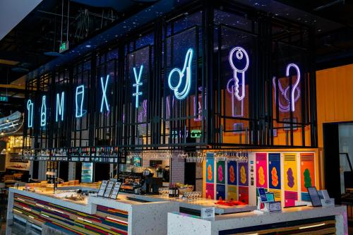 Imagen general del Hotel Moxy Ningbo Old Bund. Foto 9