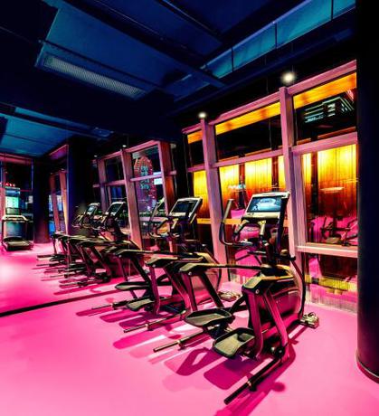 Imagen general del Hotel Moxy Ningbo Old Bund. Foto 14