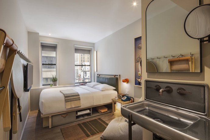 Imagen de la habitación del Hotel Moxy Nyc Times Square. Foto 3