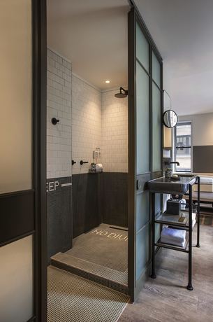 Imagen de la habitación del Hotel Moxy Nyc Times Square. Foto 13