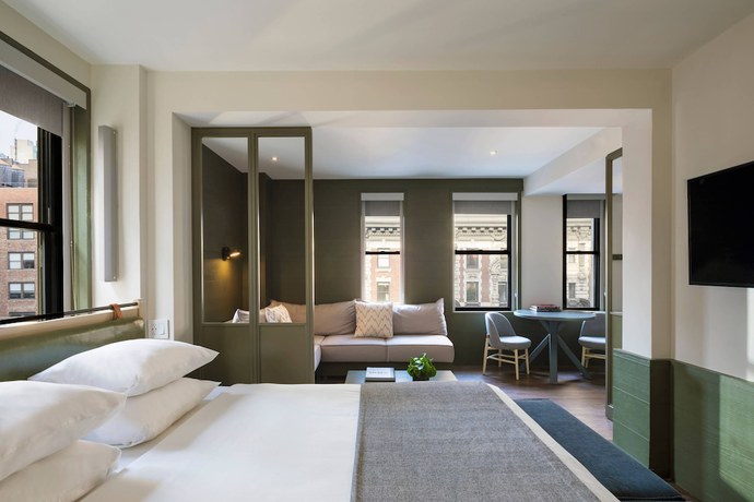 Imagen de la habitación del Hotel Moxy Nyc Times Square. Foto 15