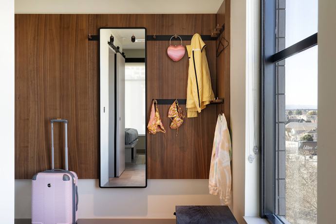 Imagen de la habitación del Hotel Moxy Oakland Downtown. Foto 8