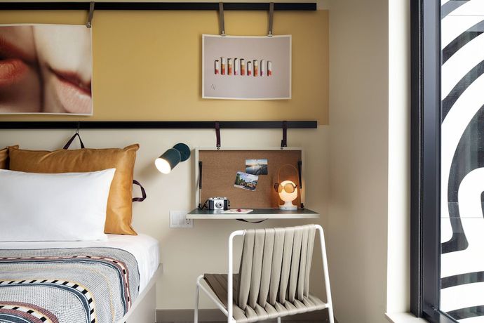 Imagen de la habitación del Hotel Moxy Oakland Downtown. Foto 11