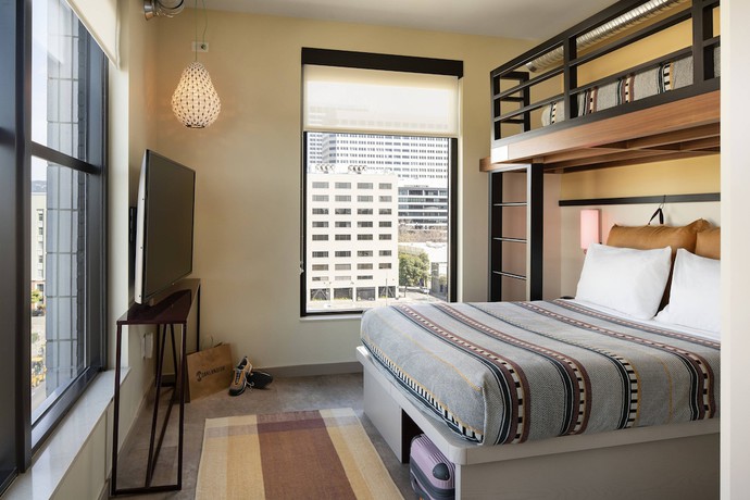 Imagen de la habitación del Hotel Moxy Oakland Downtown. Foto 13