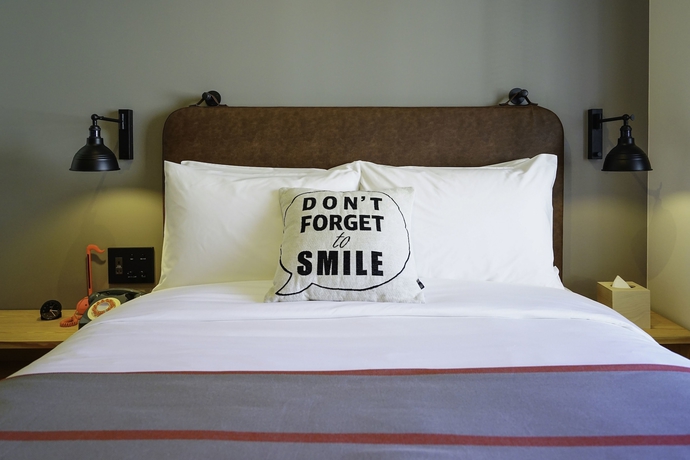 Imagen de la habitación del Hotel Moxy Osaka Honmachi. Foto 15