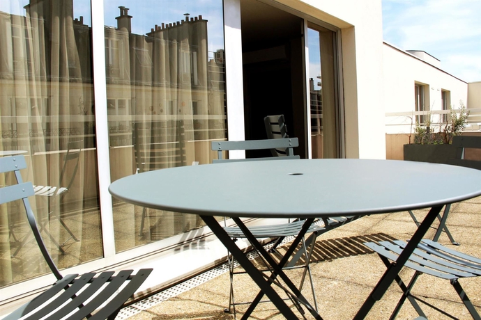 Imagen de los exteriores del Hotel Moxy Paris Bastille France. Foto 11