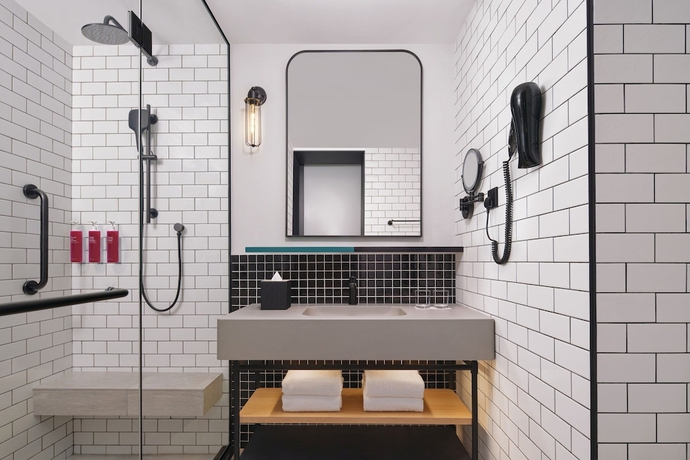Imagen de la habitación del Hotel Moxy Putrajaya. Foto 9