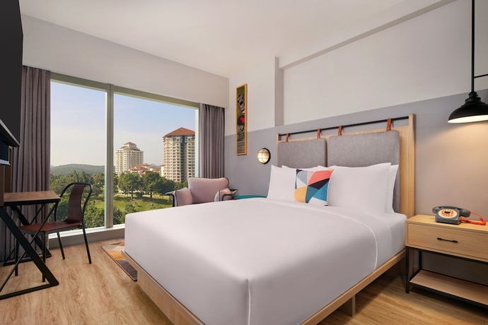 Imagen de la habitación del Hotel Moxy Putrajaya. Foto 12