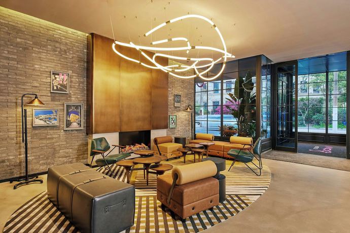 Imagen de los interiores del Hotel Moxy Shanghai Putuo. Foto 12