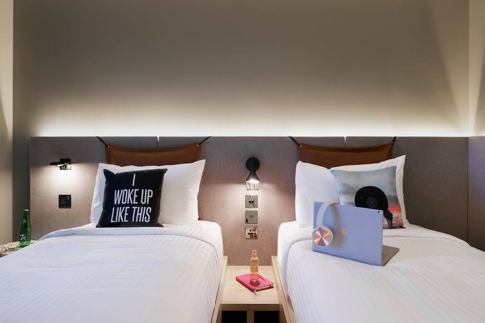 Imagen de la habitación del Hotel Moxy Slough. Foto 15