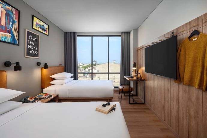 Imagen de la habitación del Hotel Moxy Solo. Foto 2