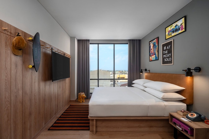 Imagen de la habitación del Hotel Moxy Solo. Foto 6