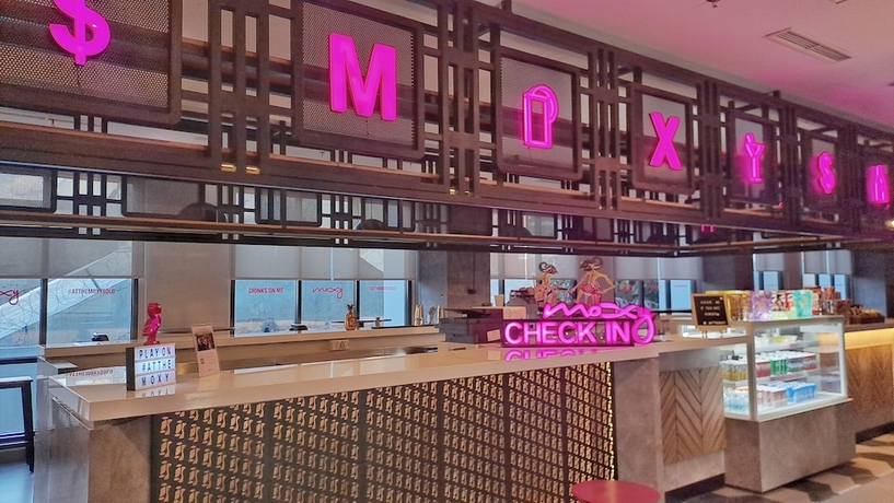 Imagen de los interiores del Hotel Moxy Solo. Foto 16