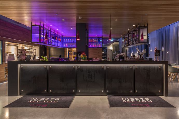 Imagen de los interiores del Hotel Moxy Southampton. Foto 16